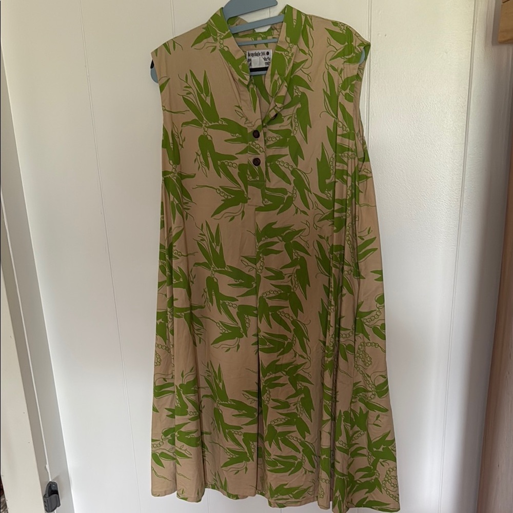 Green Leaf Print Midi Dress